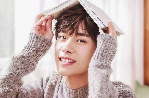 爆料千玺爸爸是谁呀视频,千玺爸爸身份曝光，视频爆料引发热议  第2张